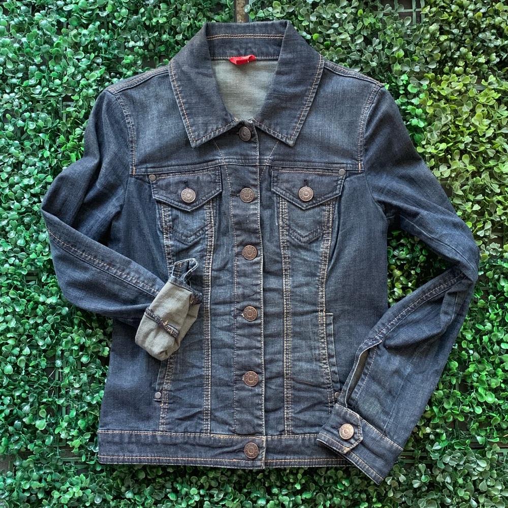 DENIM JACKET